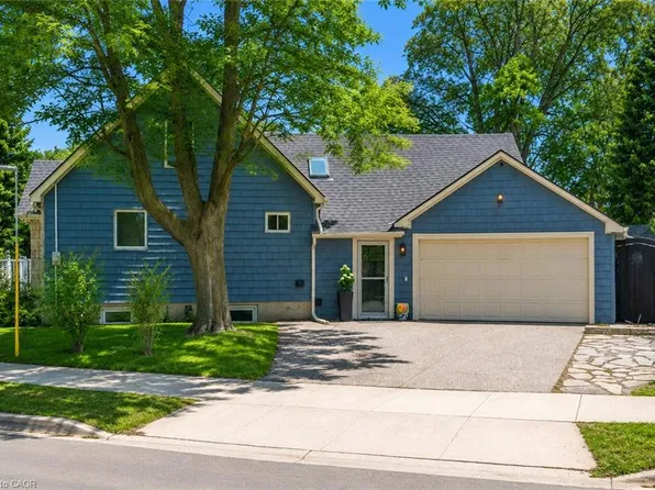 296 Weber St E, Kitchener, ON N2H 1G2