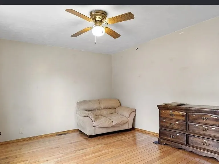 3033 Shadowfax Dr — Photo 18