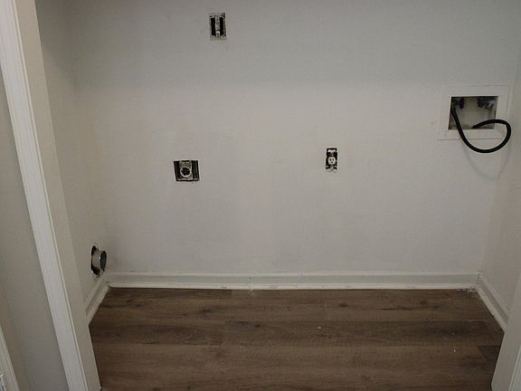 4th image of 5116 Chantilly Dr