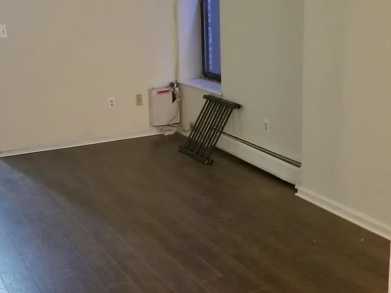 520 Ocean Ave — Photo 3