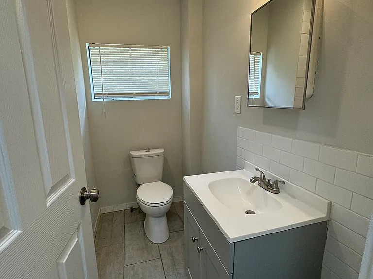 218 Cherry St — Photo 5