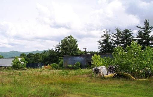 5th image of 212 E Lee Hwy