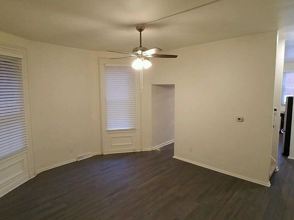Spacious living room w/ natural light