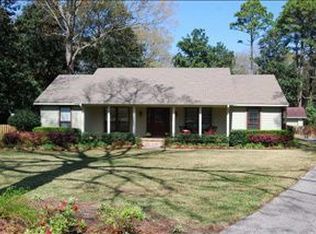 502 Oak Ridge Ct E, Daphne, AL 36526