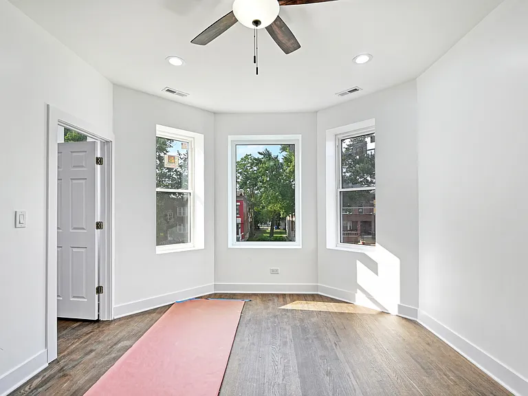 4732 W Monroe St #2 — Photo 11