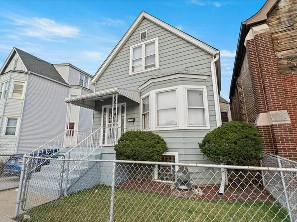 9733 S Avenue L, Chicago, IL 60617