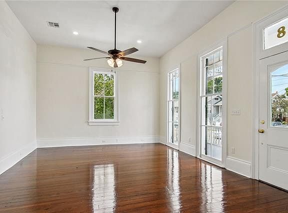 4th image of 4628 Cleveland Ave