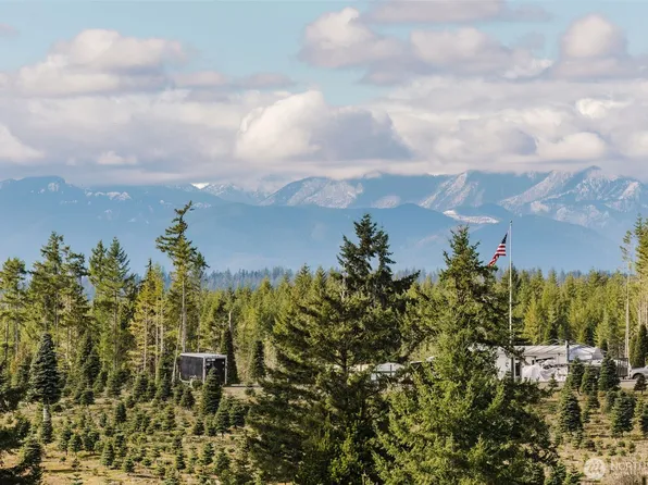 8985 SW Lake Flora Road, Port Orchard, WA 98367