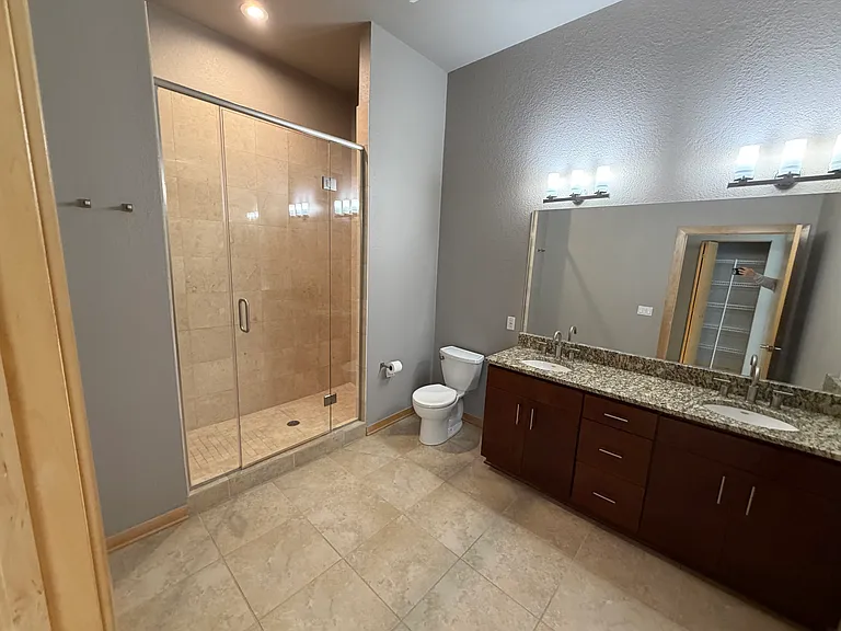 320 E Buffalo St #803 — Photo 14