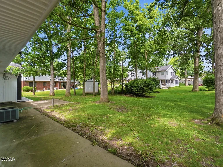 3410 Greens Rd — Photo 12