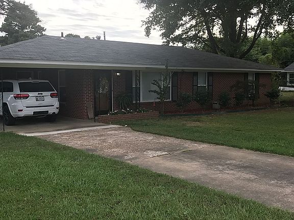 2nd image of 106 E Roosevelt Dr