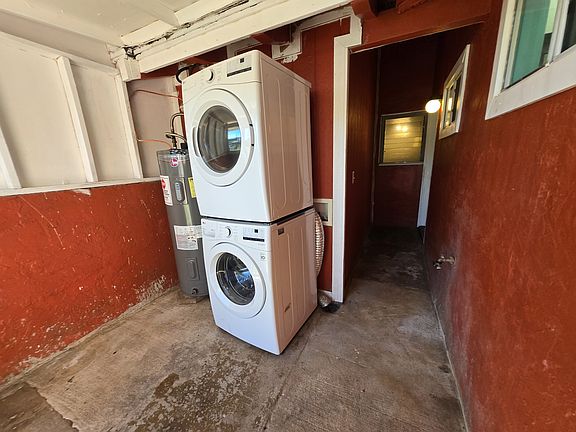 4th image of 308 Kinaole Cir #B