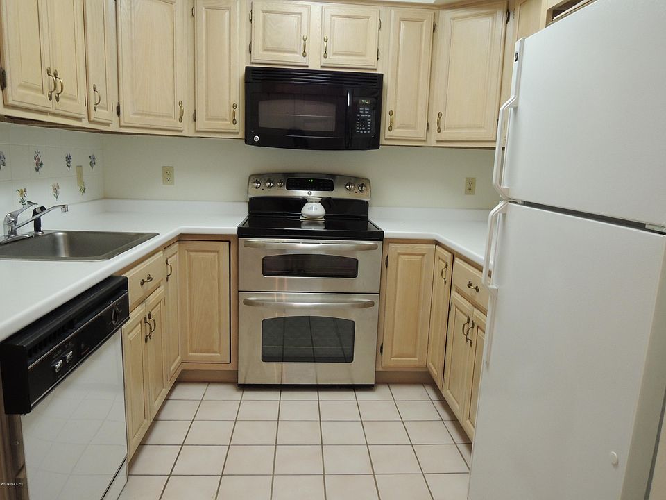 Hawthorne Condominiums Greenwich, CT Zillow