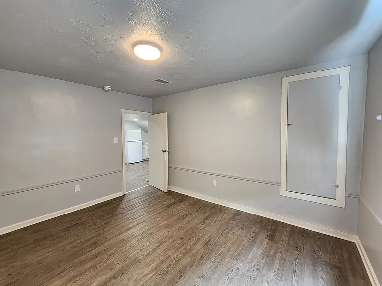 3415 Roehl Ave #2 — Photo 6