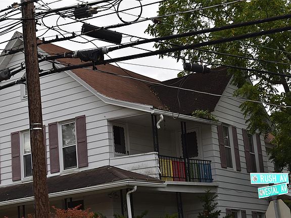 3rd image of 1140 Vestal Ave