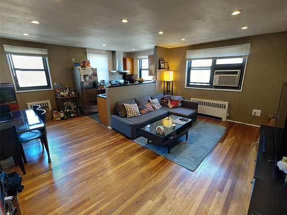 4th image of 16-02 160th St