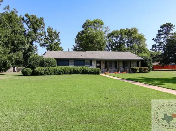 6007 Wilshire Dr, Texarkana, TX 75503