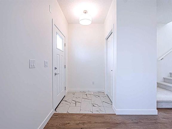 2nd image of 397 N Dawson Wharf Rd