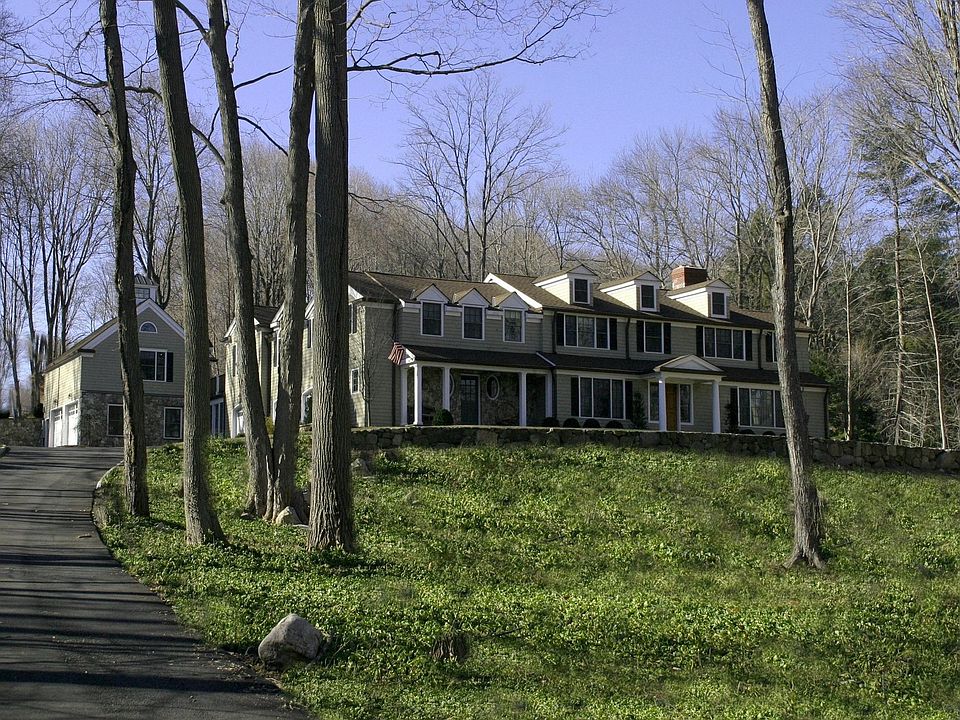 31 Beech Road, New Canaan, CT