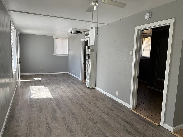 759 W Church Ave #759 — Photo 4