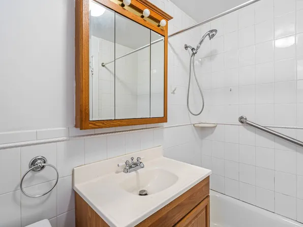 83-10 35th Avenue image 12 of 17