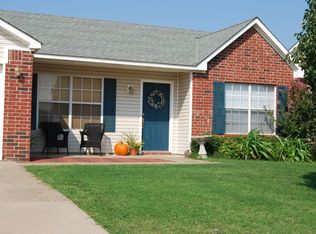 1921 Lexington Rd, Claremore, OK 74017