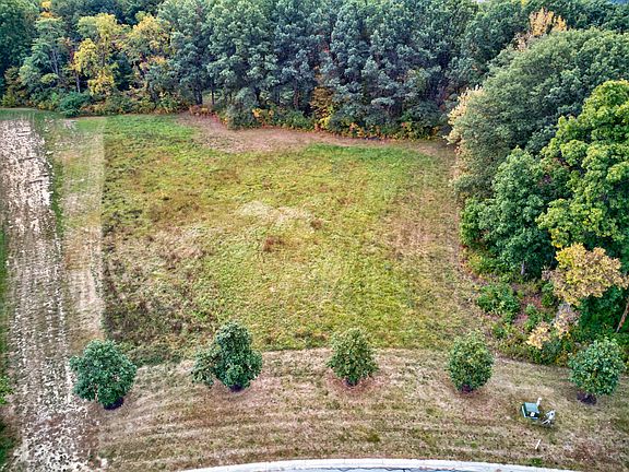 2nd image of 7755 Beck Ln