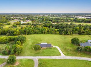 205 Country Ln, Malakoff, TX 75148