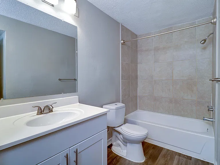 The Ava Apartments — Photo 31