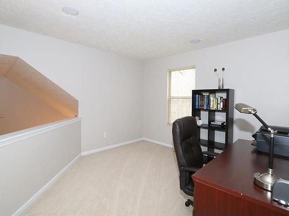 4th image of 3624 Legend Oaks Dr