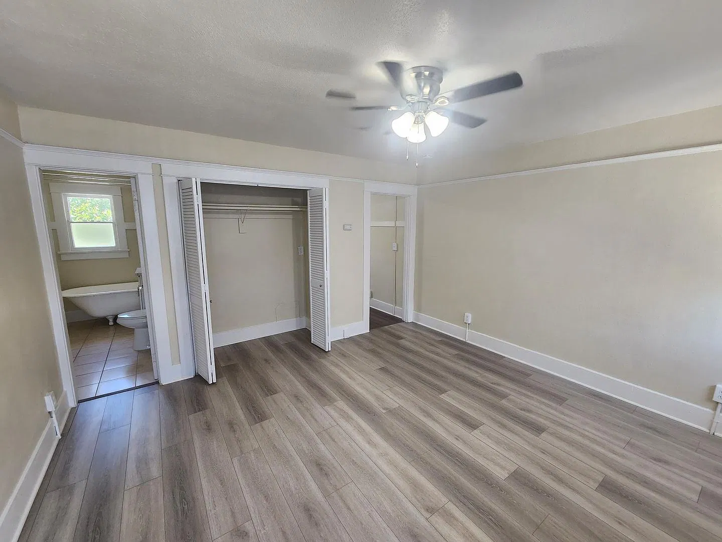 PECAN201-205 — Photo 4