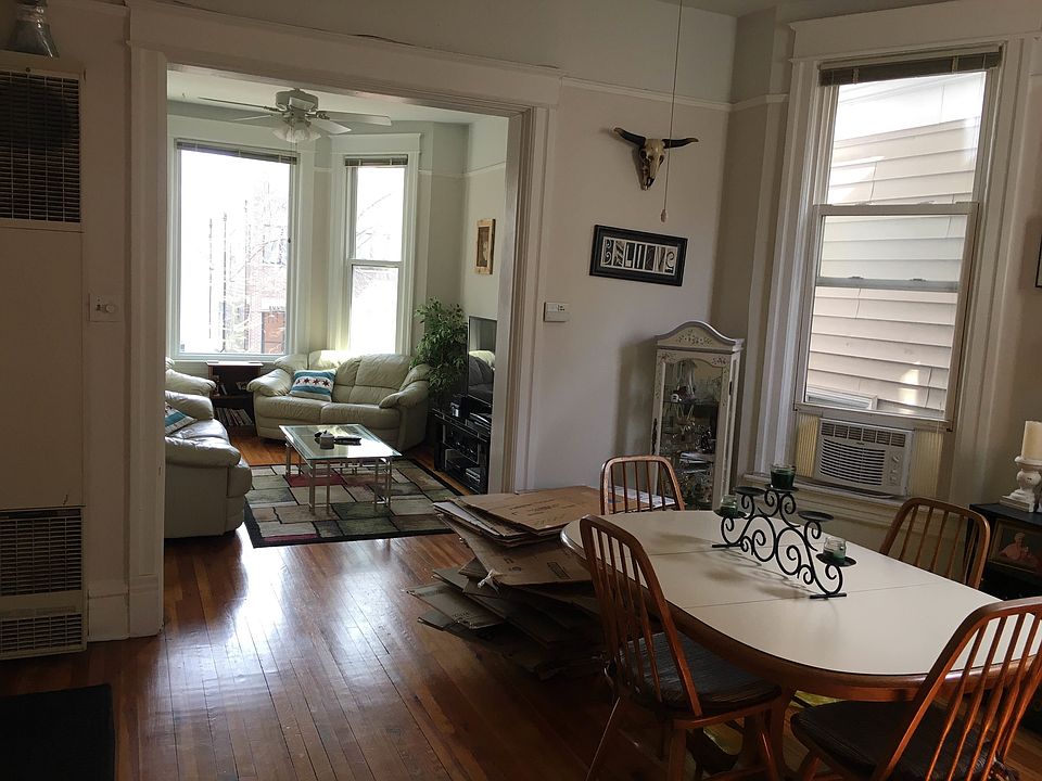 1st image of 3706 N Hermitage Ave #2