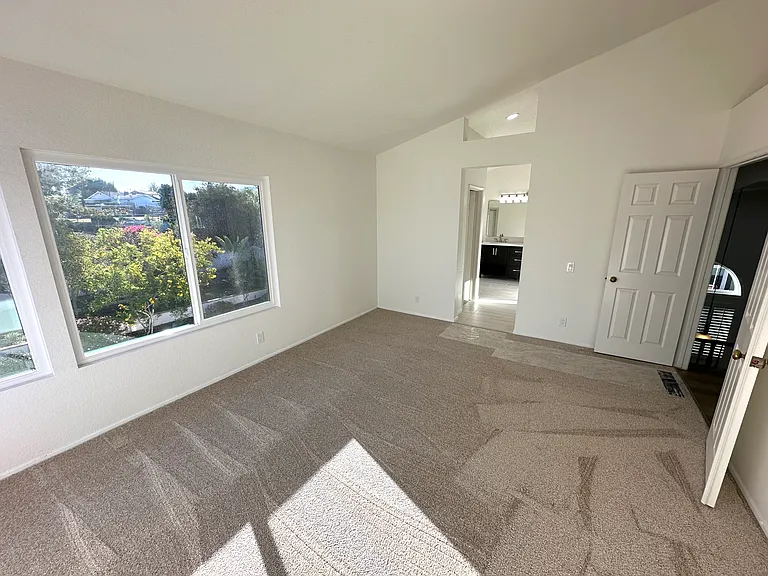 2471 Via Pacifica — Photo 17