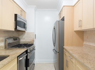 210 W 89th St APT 4F, New York, NY 10024