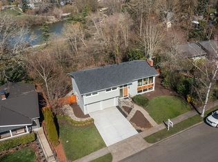 12565 SW Foothill Dr, Portland, OR 97225