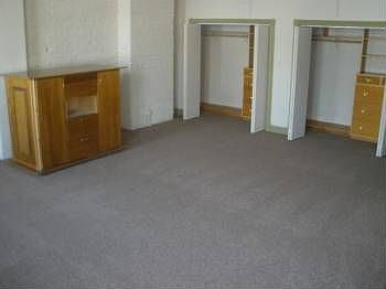 5th image of 505 Tremont