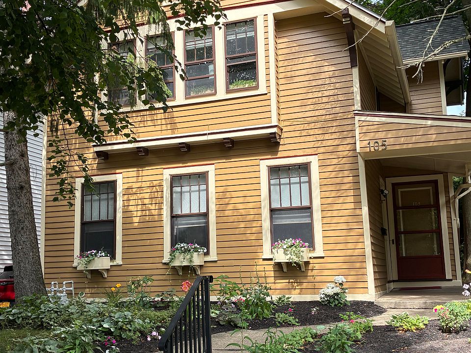 1st image of 105 Ashland Ave #1