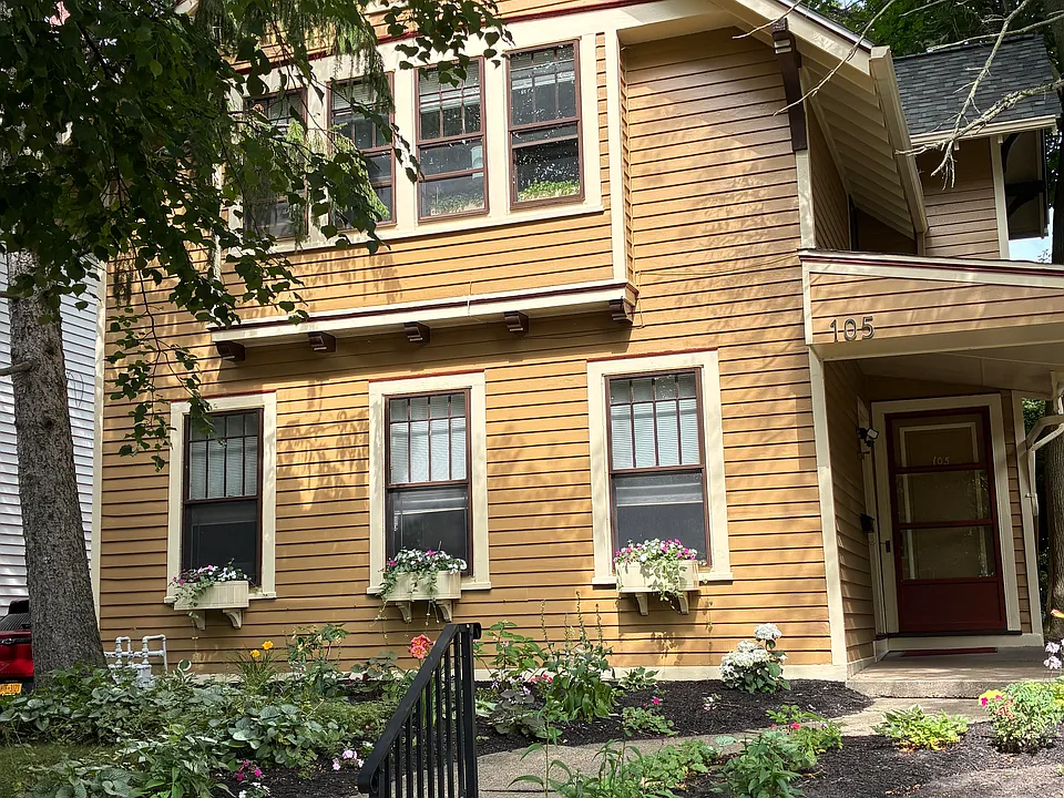 105 Ashland Ave #1