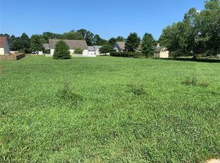891 Saint Andrews Dr, Union, MO 63084