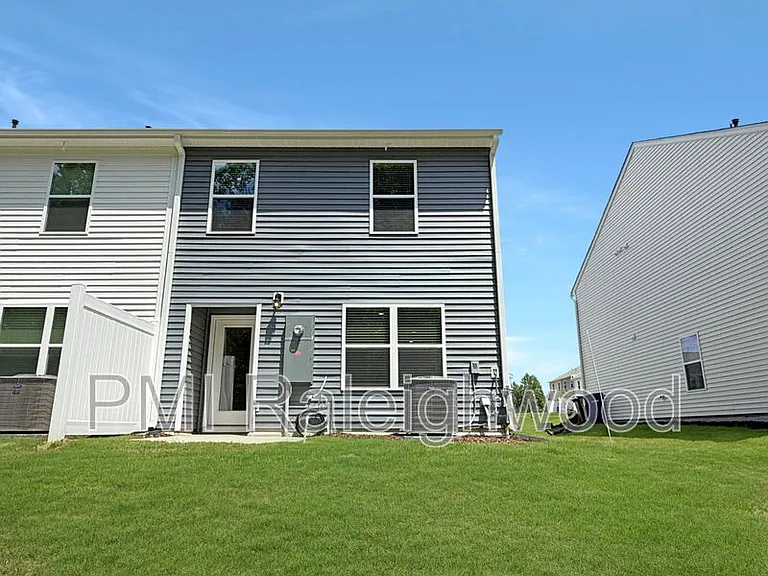 412 Cherry Laurel Dr — Photo 28
