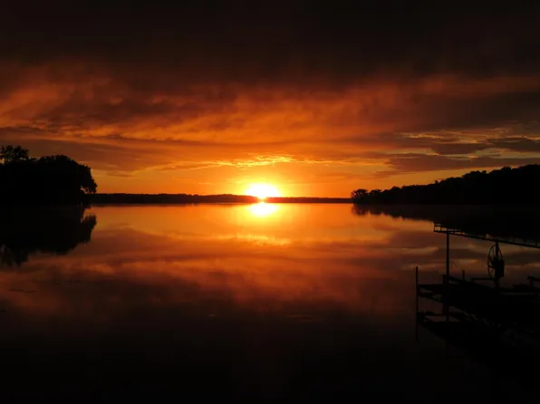 14392 Baywater Rd, Paynesville, MN 56362