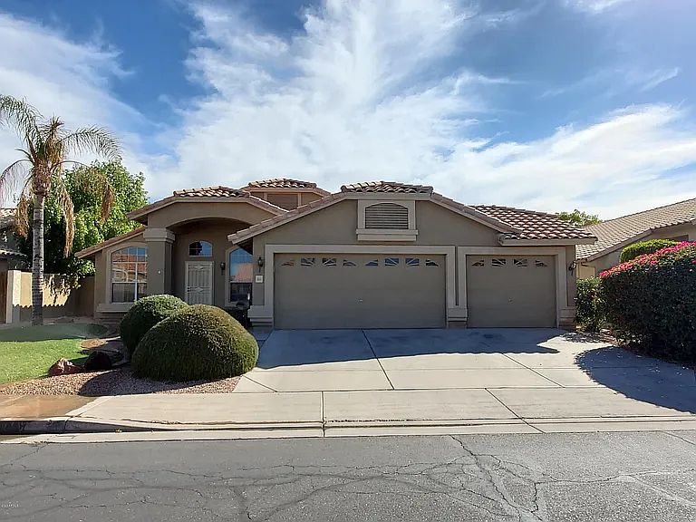 1st image of 1641 W Winchester Way