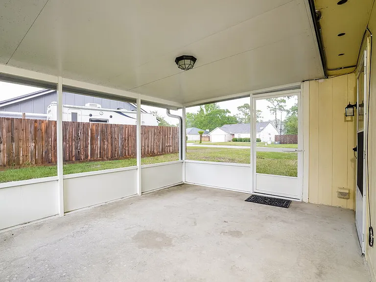 3298 Deerfield Pointe Dr — Photo 9