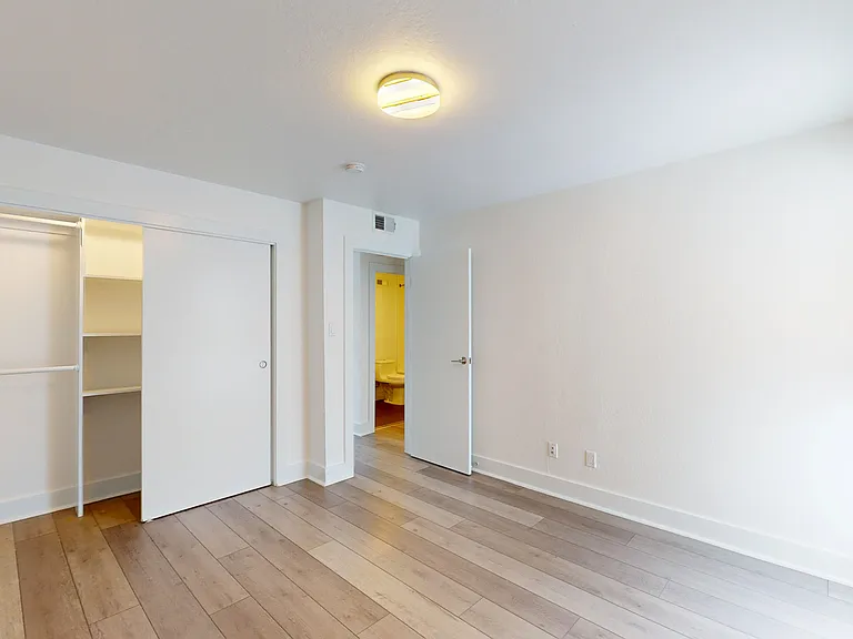 2355 Scott St #10 — Photo 18