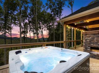 377 S Ridge Runner Rd, Burnsville, NC 28714