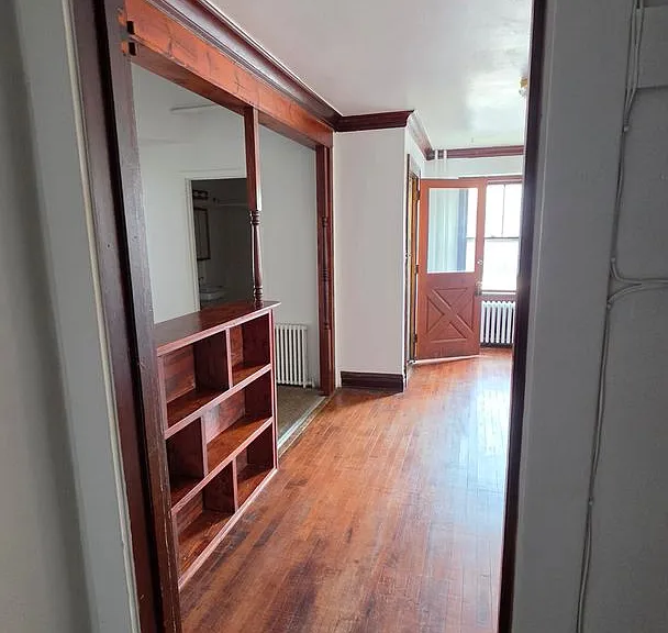 2104 W 4th St #1 — Photo 8