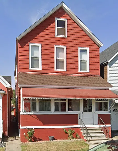 1934 Schrage Ave #2 — Photo 1