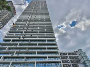 898 Portage Pkwy #3802, Vaughan, ON L4K 4Z4