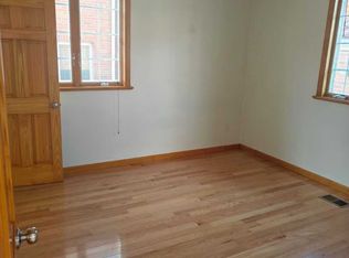 (Undisclosed Address), Oakland Gardens, NY 11364