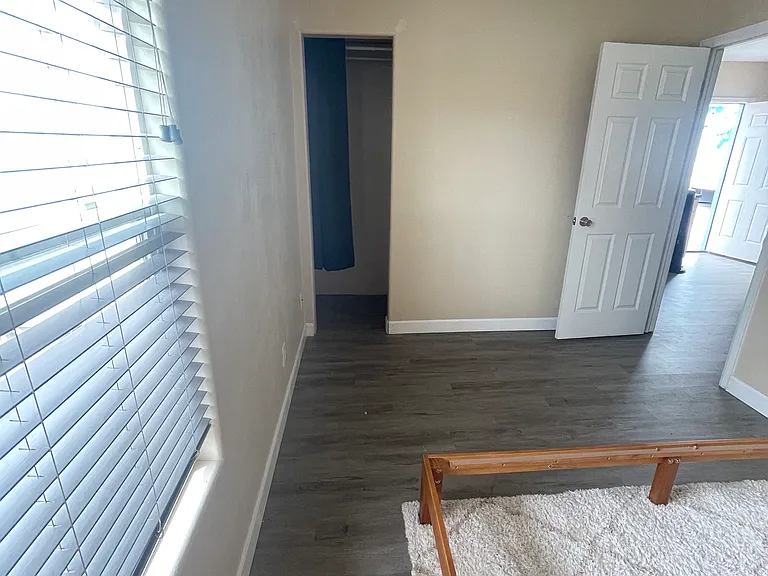 2319 Orchard Ave — Photo 5